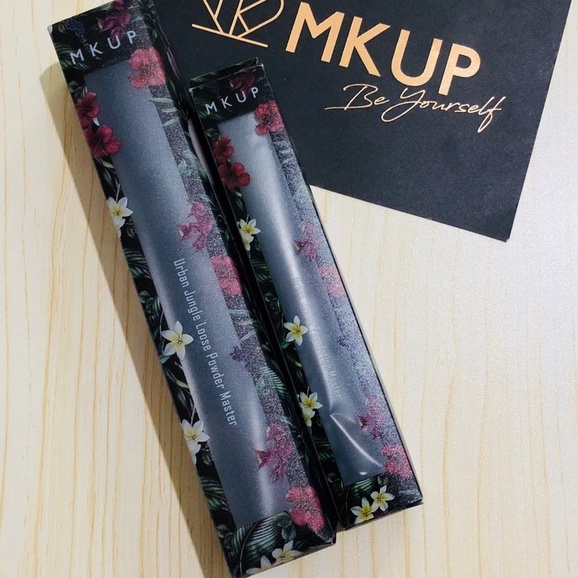 【MKUP 美咖】現貨 賴床素顏蜜粉SPF25★★★ /都市叢林蜜粉刷