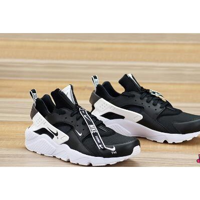 nike huarache zip premium