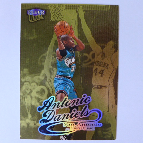 ~ Antonio Daniels ~NBA球星/安東尼奧·丹尼爾斯 1998-99年Ultra 金版特殊卡