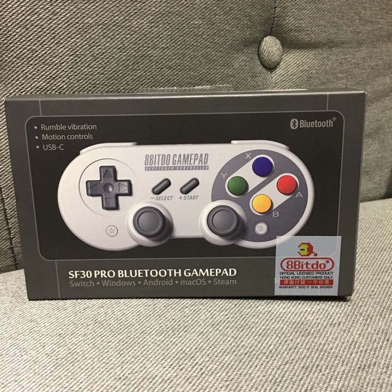 香港購回 八位堂 8bitdo sf30 pro 藍芽遊戲手把+手機支架 全新帶回