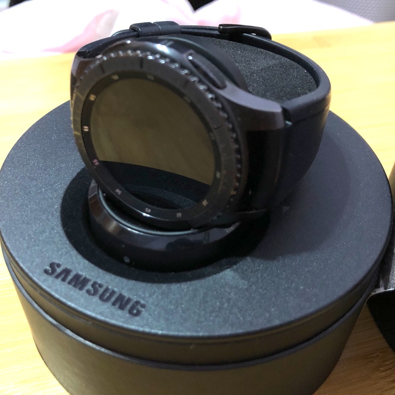 Samsung Gear S3 frontier (二手）