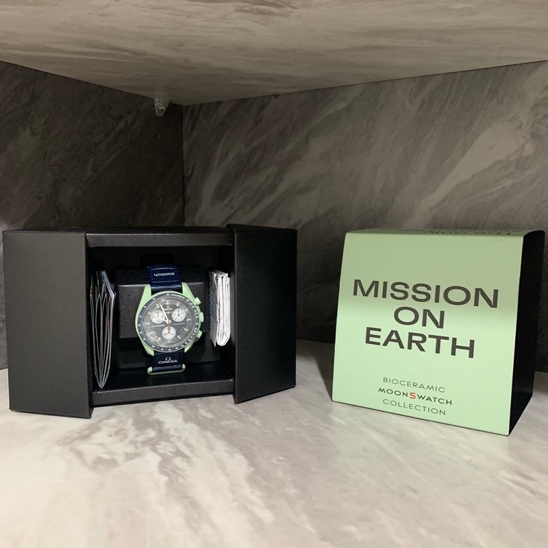 OMEGA x Swatch 手錶 地球 草綠色