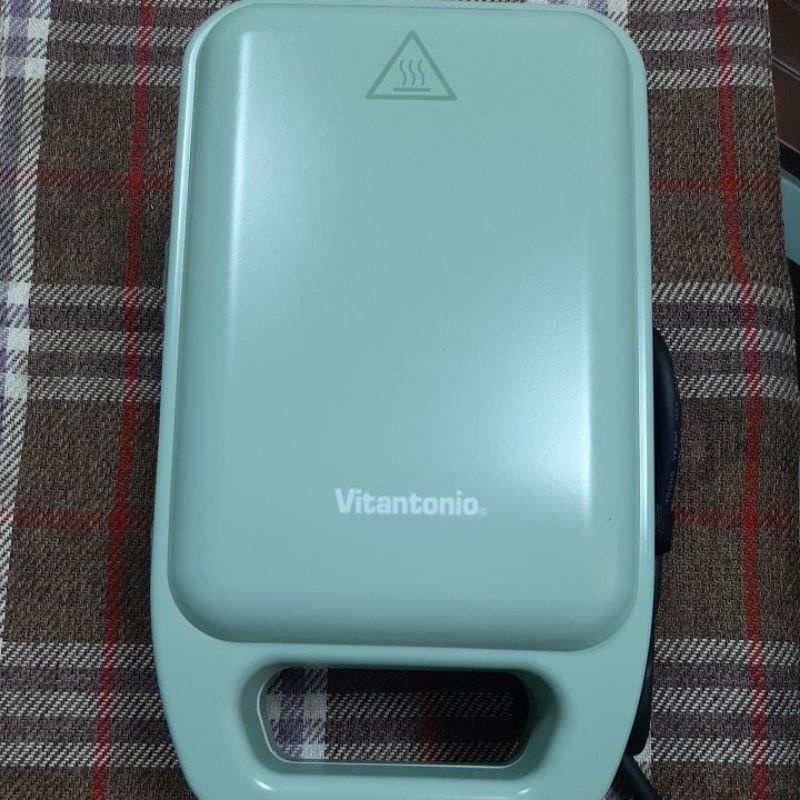 【Vitantonio】小小V 厚燒熱壓三明治機（湖水綠款）