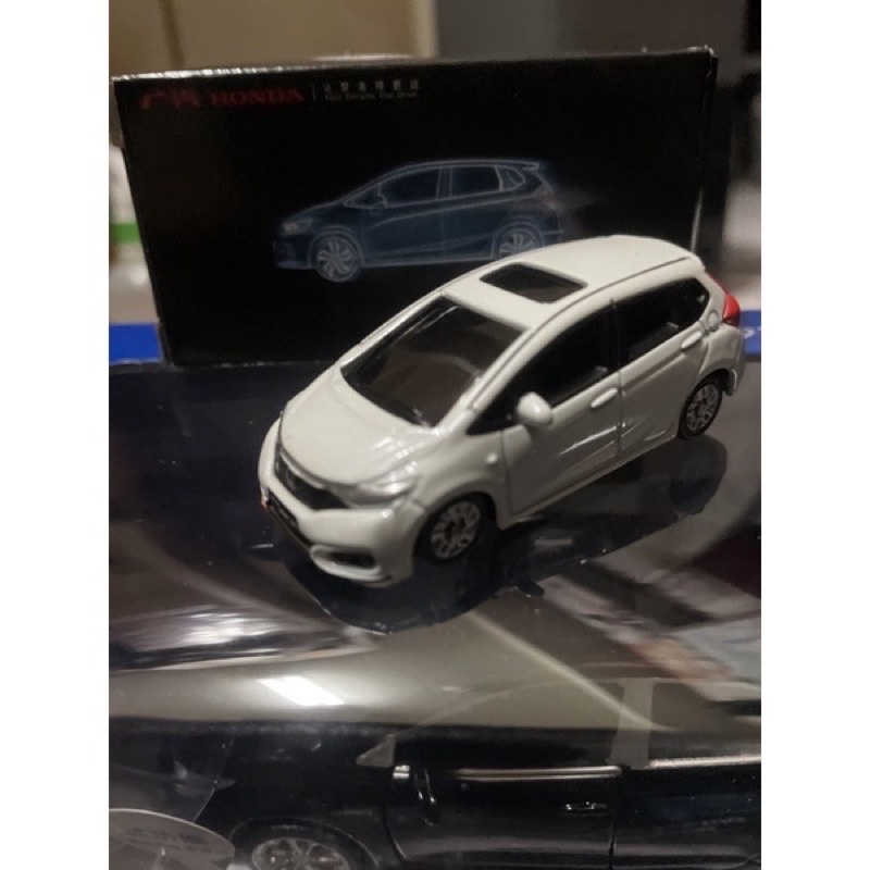 HONDA FIT 3.5代 1:64 模型車 白色