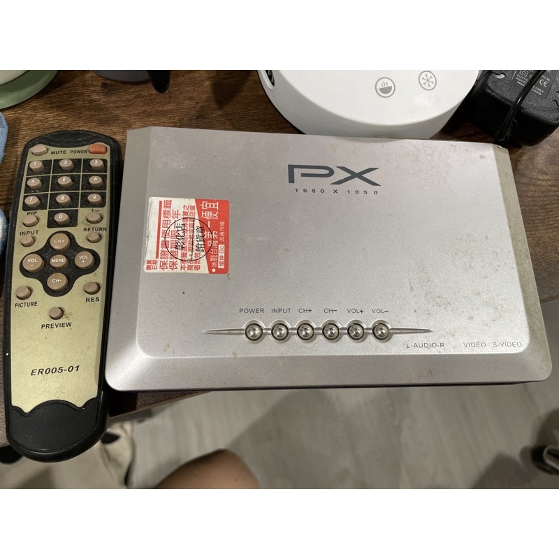 PX大通F-6全頻液晶電視盒(1680x1050)