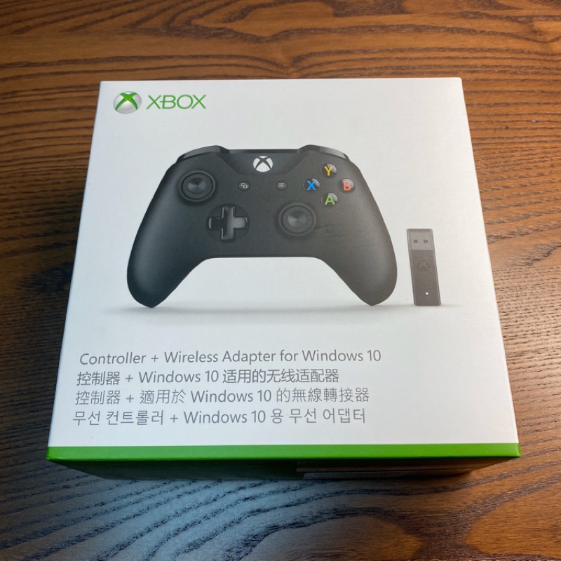 【老徐良品】Xbox One 原廠無線手把控制器（遊戲使用時間不到24小時）+適用於 Windows 10 的無線轉接器