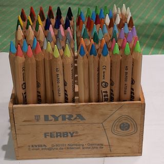 全新-(德國製)LYRA三角96隻原木色鉛筆