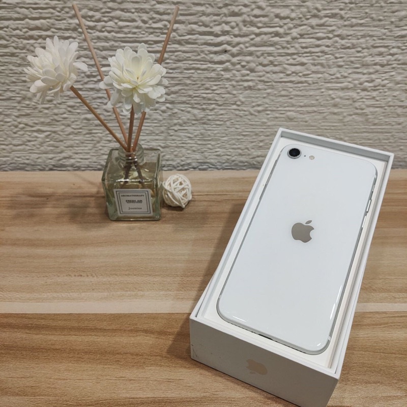 iPhone SE2 64G 白 🔋86% 90新 功能正常