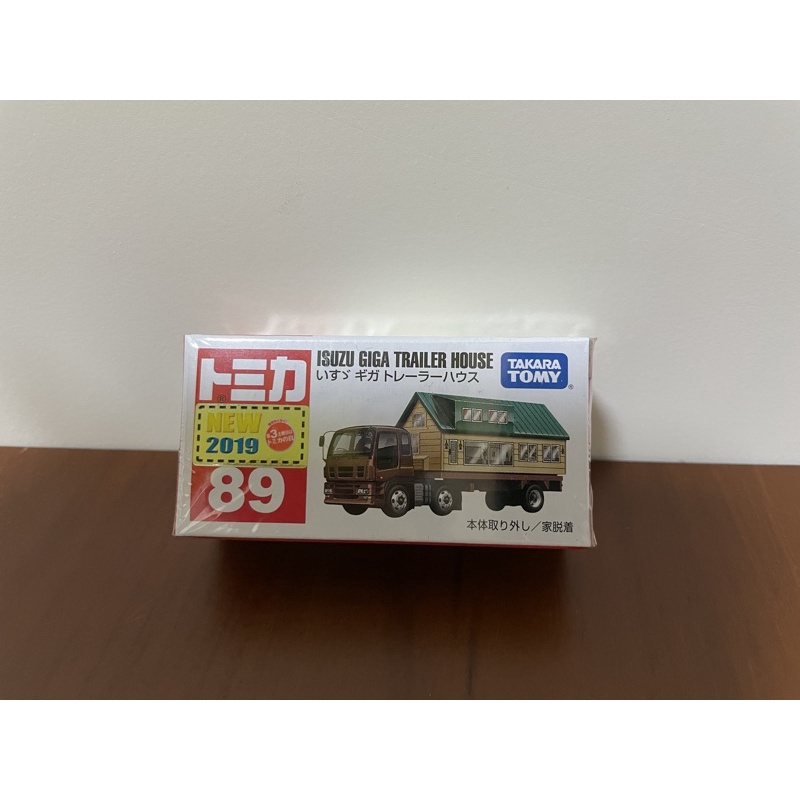 Tomica 89 ISUZU GIGA TRAILER HOUSE 凱文預訂