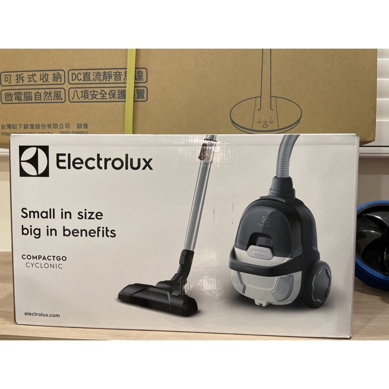 Electrolux伊萊克斯 輕量小旋風集塵盒吸塵器 Z1232