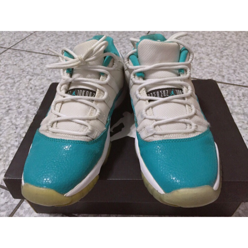 green jordan 11 low