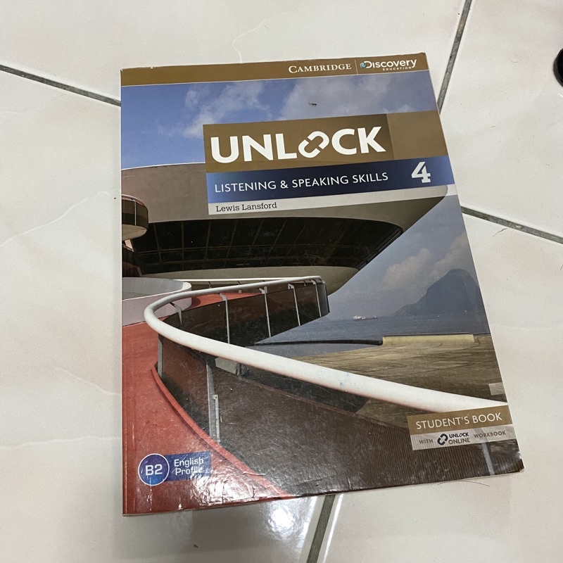 全新 Unlock 4 listening and speaking skills 淡江大學英文實習用書