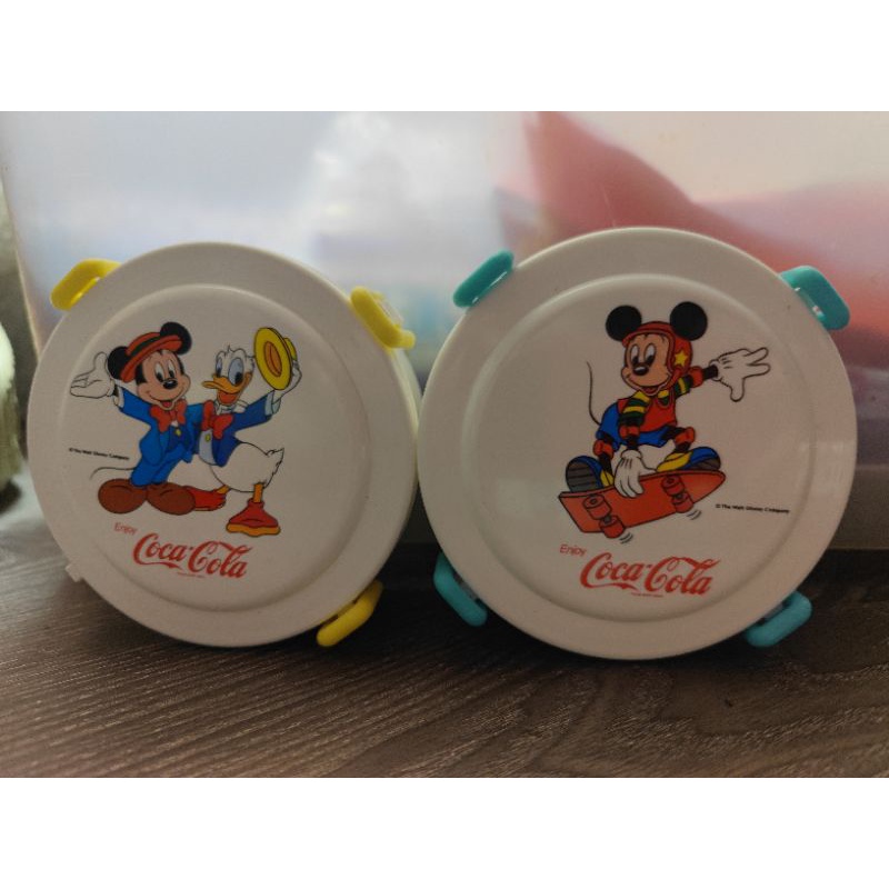 可口可樂日本迪士尼聯名置物盒，日本旅遊迪士尼樂園購買，兩種圖案。單個售價268元