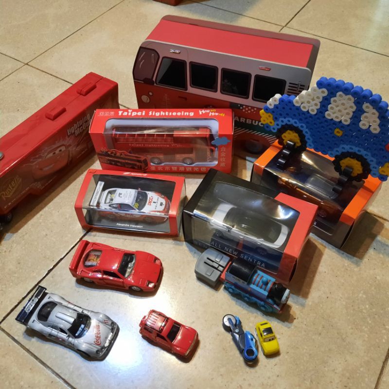 模型車 玩具車 迪士尼 雙層巴士 湯馬士小火車 Nissan Starbucks 法拉利 tomica 玩具車