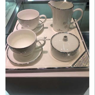 (全新瓷器)施華洛世奇 水晶 下午茶組 咖啡杯+盤+瓷器託盤+奶精罐+糖罐 2025年 擺飾