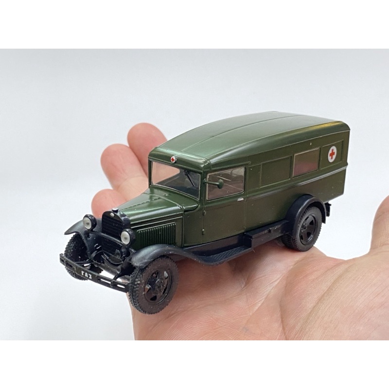 《模王》蘇聯 Russian USSR GAZ M55 救護車 貨車 麵包車 廂型車 比例 1/43 合金小車 吸塑包裝