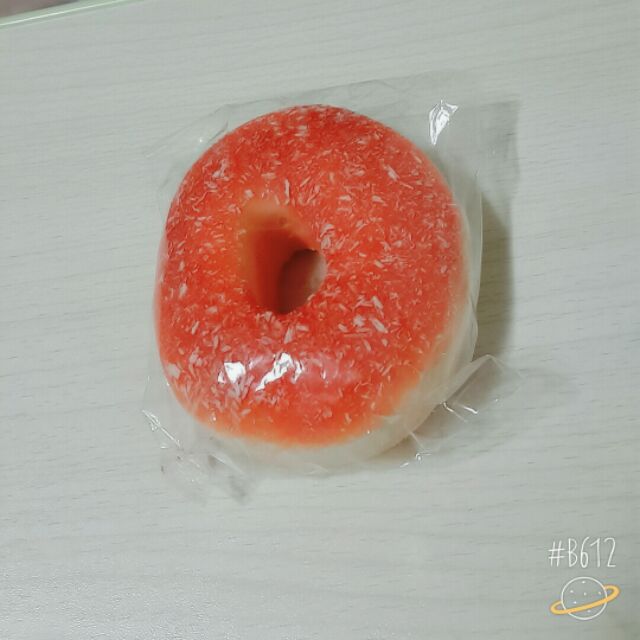 椰絲甜甜圈😋