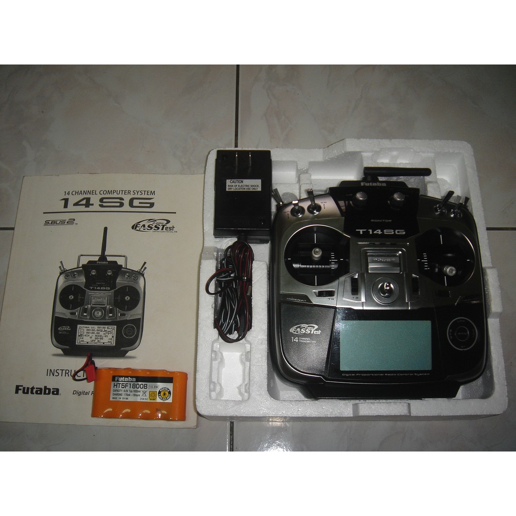 (大樹的家): Futaba T14SG 2.4G FASSTest 14動遙控器(不含接收)大特價
