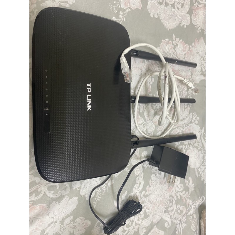 台中可面交 TP-LINK TL-WR940N 450Mbps無線N路由