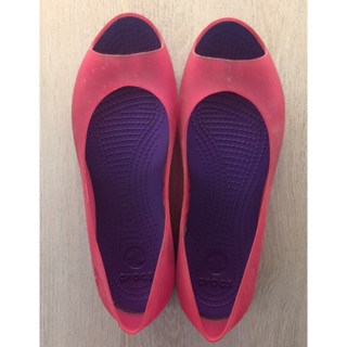 卡洛馳 Crocs 夏日彩色果凍鞋 8號/24.5號 （莓果紫紅）