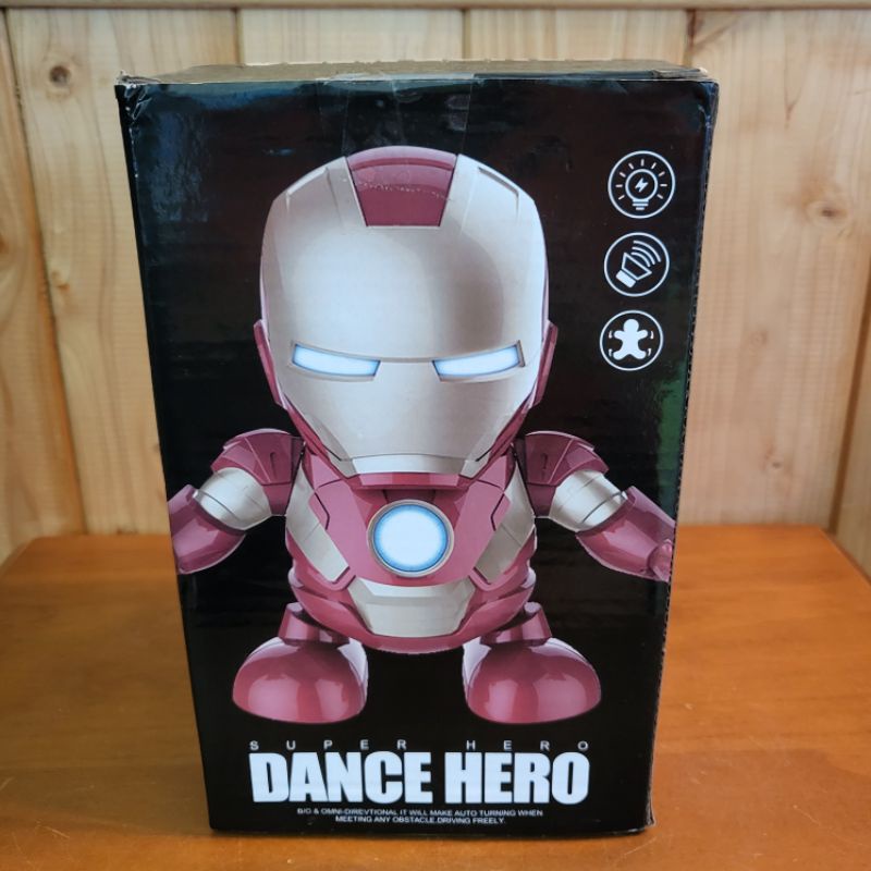 【樂樂的銅板雜貨店】Dance Hero 跳舞機器人 會跳舞的鋼鐵人 聲光玩具 鋼鐵人模型