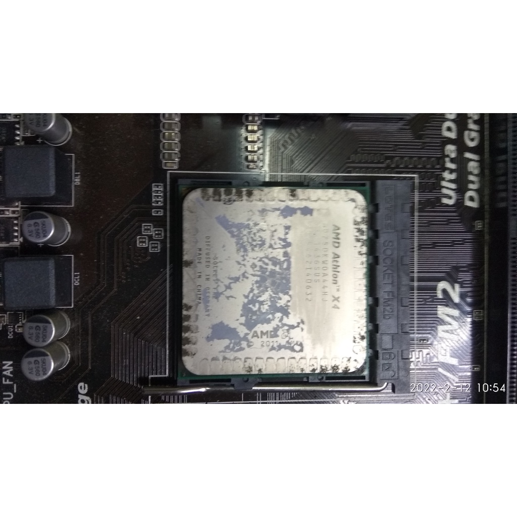 良品 AMD Athlon X4 750k 3.4GHz/4MB 四核心 FM2腳位無內顯