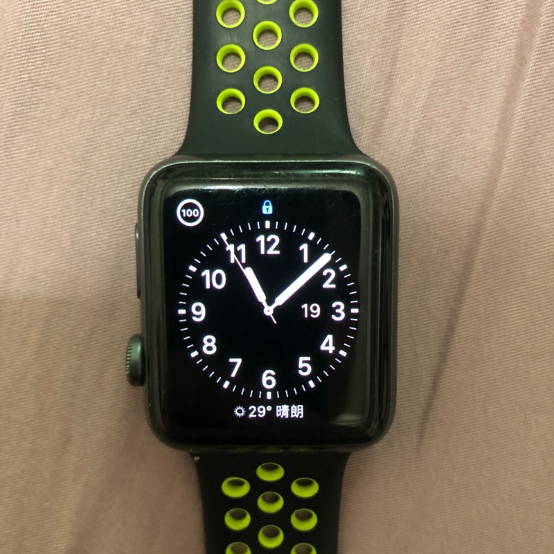 Apple watch Series 2 Nike 42mm 黑