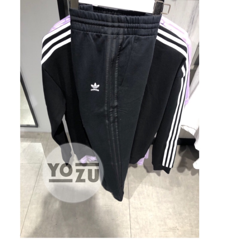 adidas dv1970