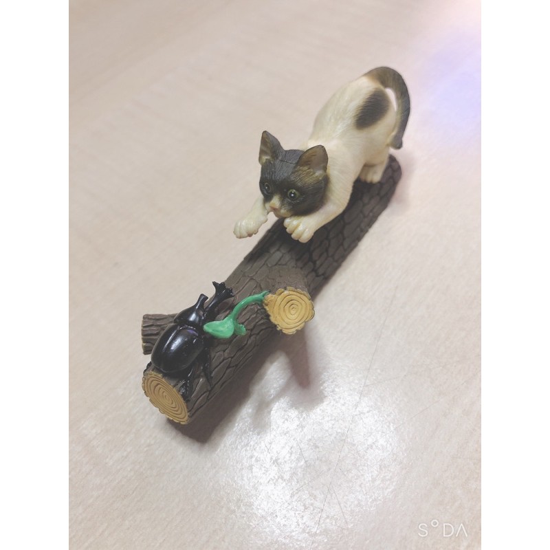 Yujin 昭和貓系列盒玩 暹羅貓與甲蟲🐞