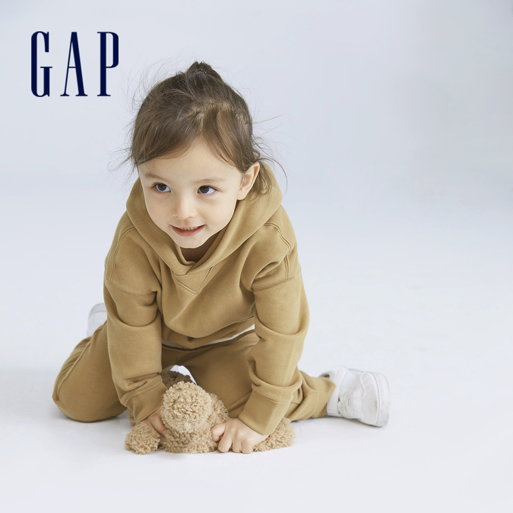 Gap 男幼童裝 簡約素色帽T-淺咖色(747179)