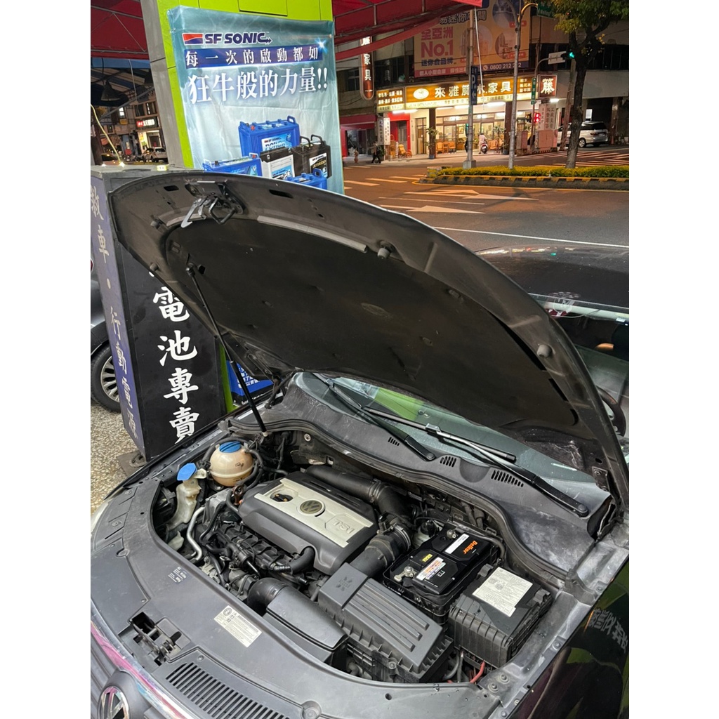 ☼ 台中電池達人 ► Delkor 戴爾科 DIN65 56530 VOLKSWAGEN Passat D54 技師安裝