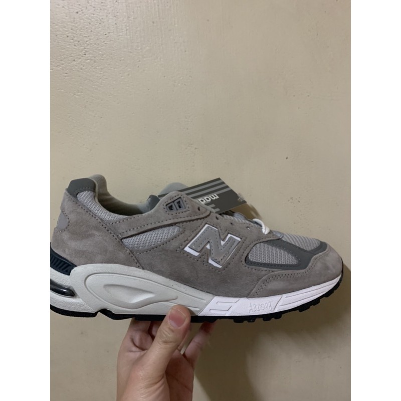 New Balance M990GR2