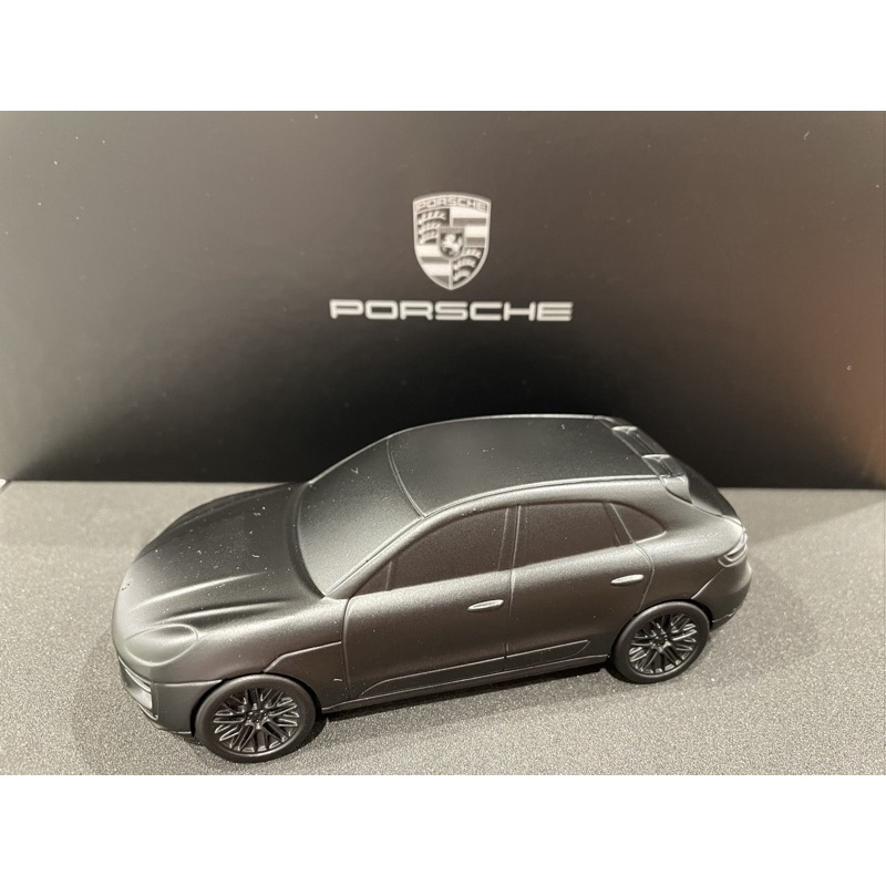 保時捷Porsche Macan turbo 限量模型車紙鎮（玩家必備收藏款）（1:43）