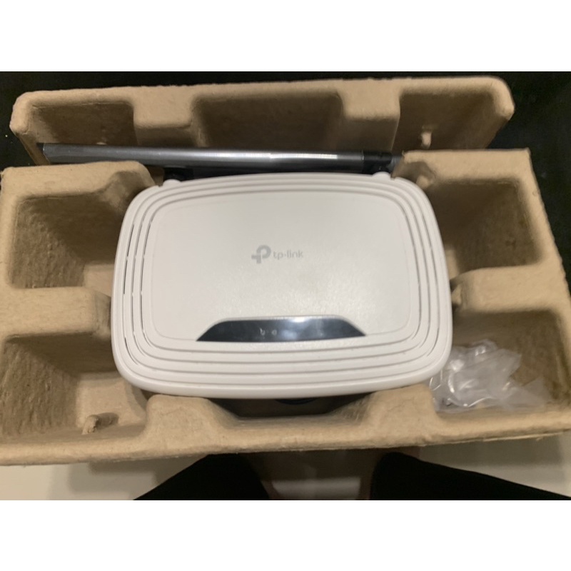 [二手］TP-Link TL-WR841N 300Mbps 無線網路 wifi 路由器 分享器