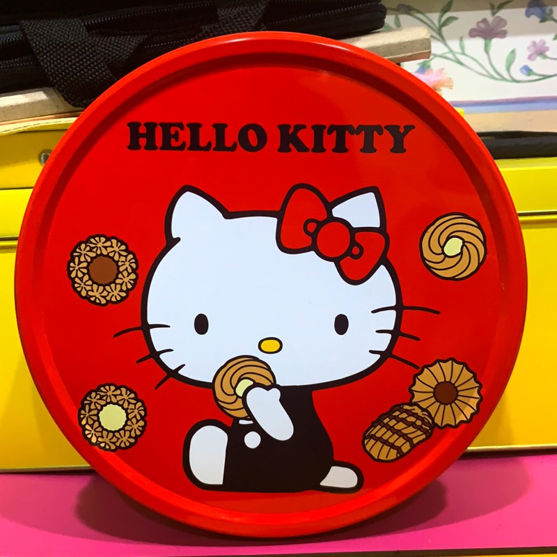 日本Hello kitty 餅乾鐵盒