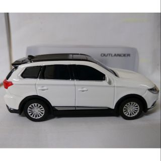 1/43 2020最新 MITSUBISHI 臺灣 三菱 原廠 OUTLANDER 模型車 LED燈光 迴力車 玩具車