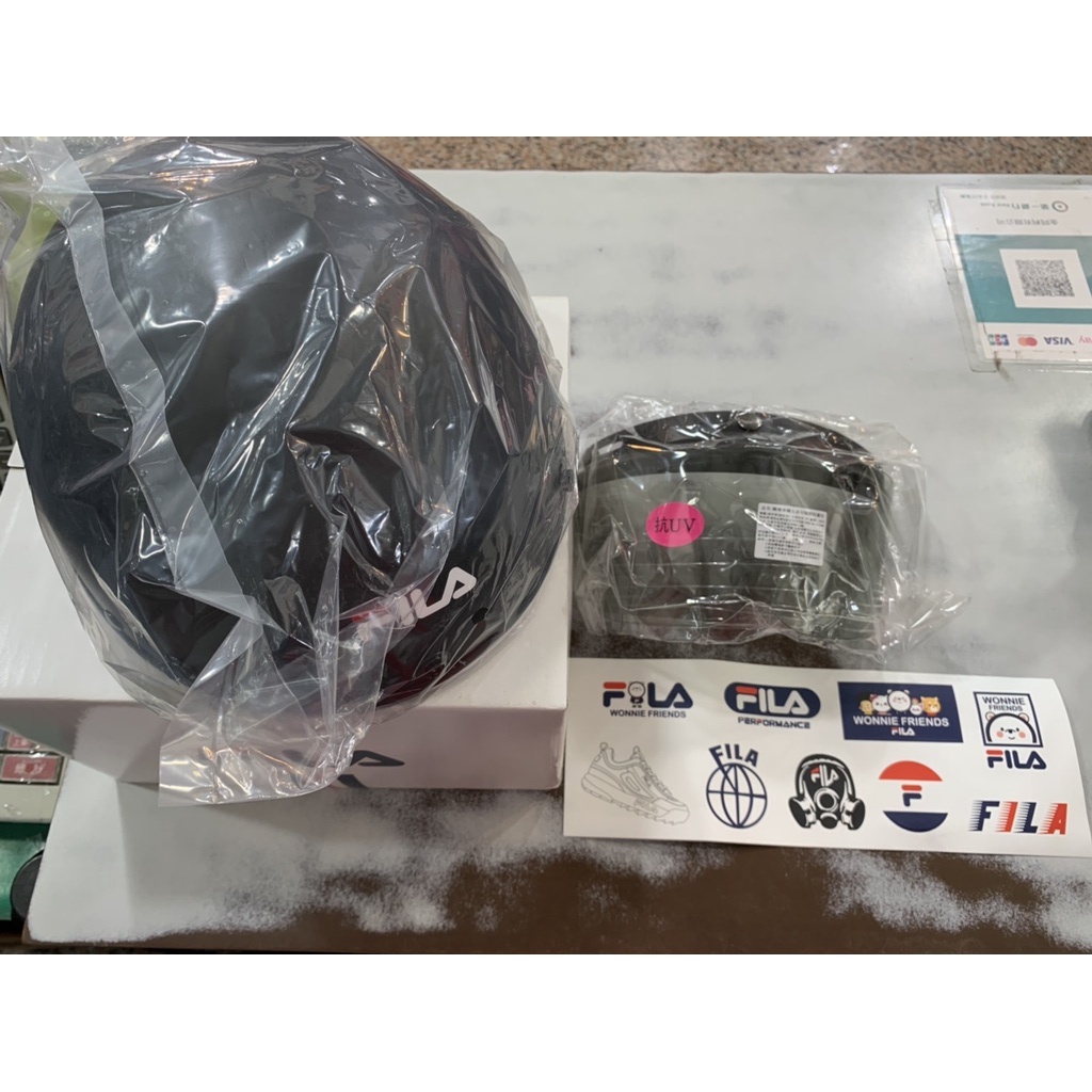 FILA 安全帽 (附眼睛防護具&amp;安全帽貼紙) | 黑色 | 碧綠商行