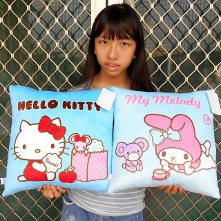 布丁狗抱枕~正版三麗鷗方枕~kitty方枕 美樂蒂抱枕/靠枕~kitty枕頭~布丁狗靠枕~kitty抱枕~卡通抱枕