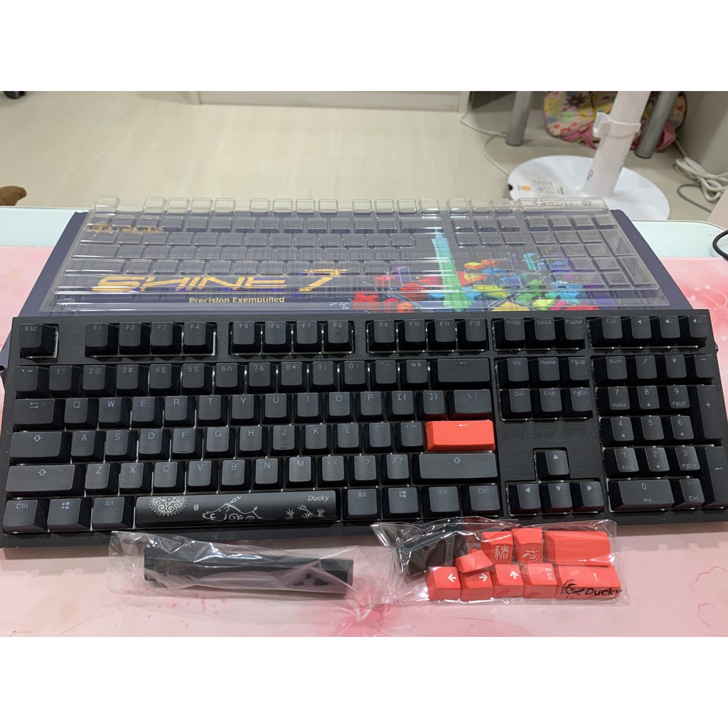 Ducky 創傑 Shine 7 Cherry茶軸 RGB背光 PBT二色成形 機械式鍵盤