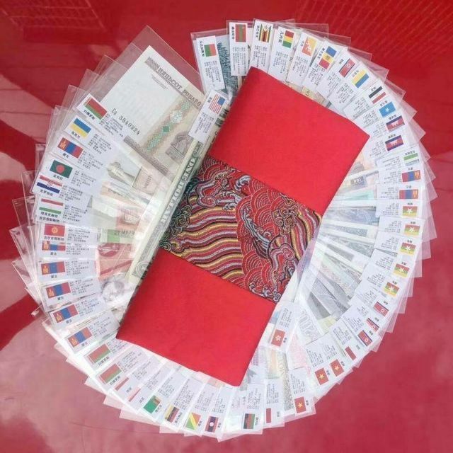 現貨 過年送禮 各國 錢幣紙鈔 收藏 紅包 28國52張外幣+錦繡絲綢紅包袋