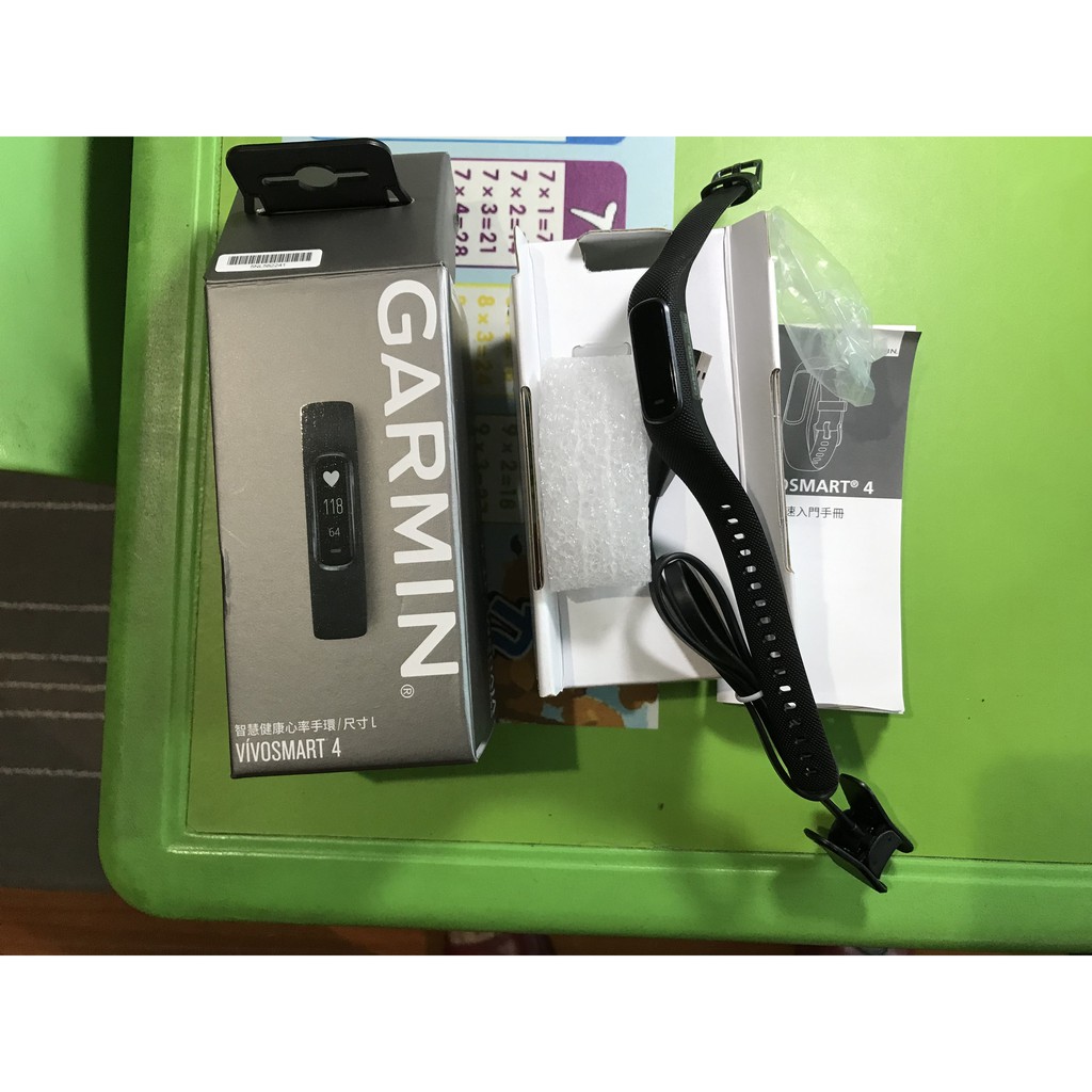 Garmin vivosmart 4/ vivosmart4 健康心率手環 血氧感測功能 黑色L