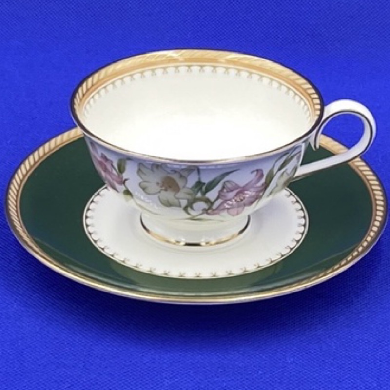 日本Narumi鳴海骨瓷金邊百合花茶杯組（3279-2-14-19）