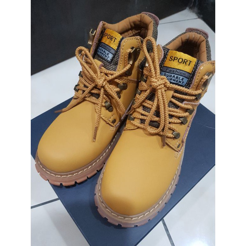 靴子 工裝鞋 馬丁靴 短靴 timberland同款