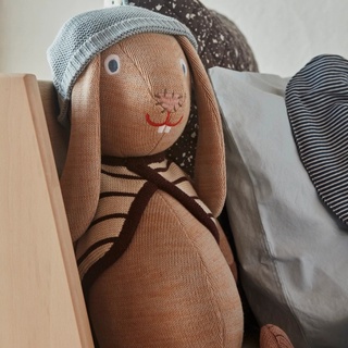 OYOY 造型抱枕- 喬兔兔