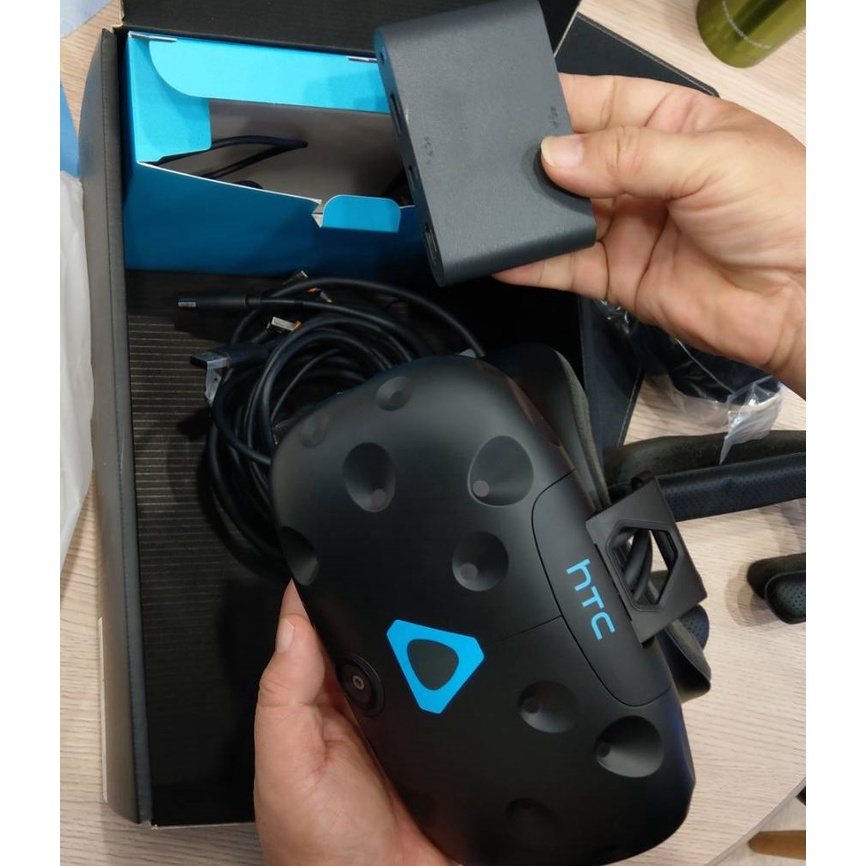 Vive Htc Vive第一代頭戴式顯示器 實展機 蝦皮購物