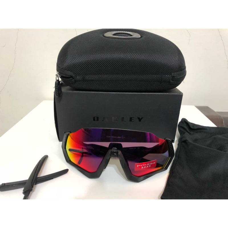 OAKLEY FLIGHT JACKET FRAME: Polished Black LENS: Prizm Road