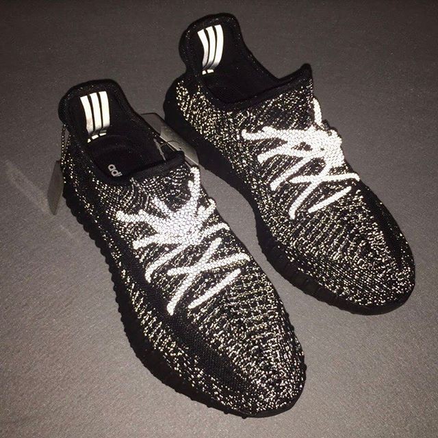 ADIDAS YEEZY BOOST 350 V2 Black 黑滿天星FU9007 | 蝦皮購物