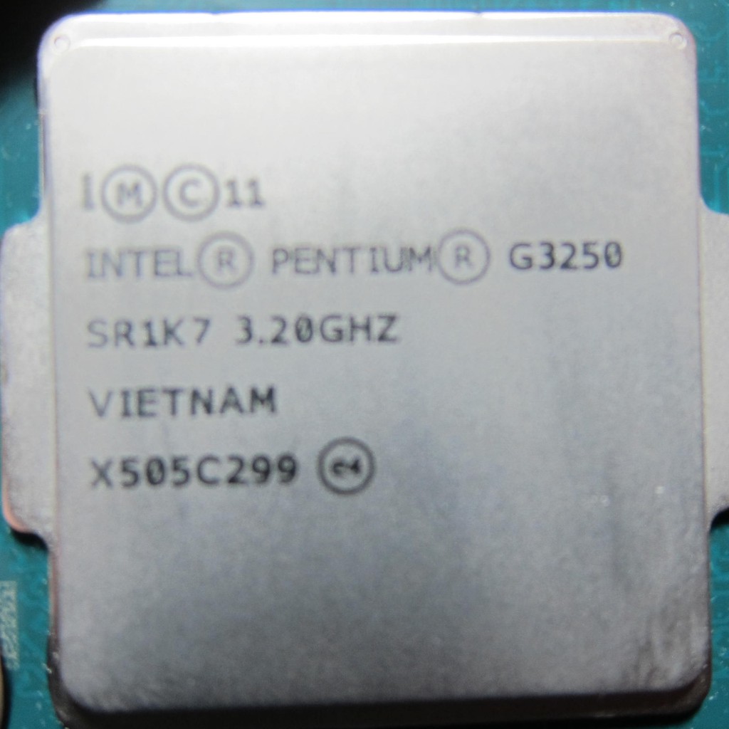 郵寄掛號含運費:200元 Intel Pentium G3250  1150腳位