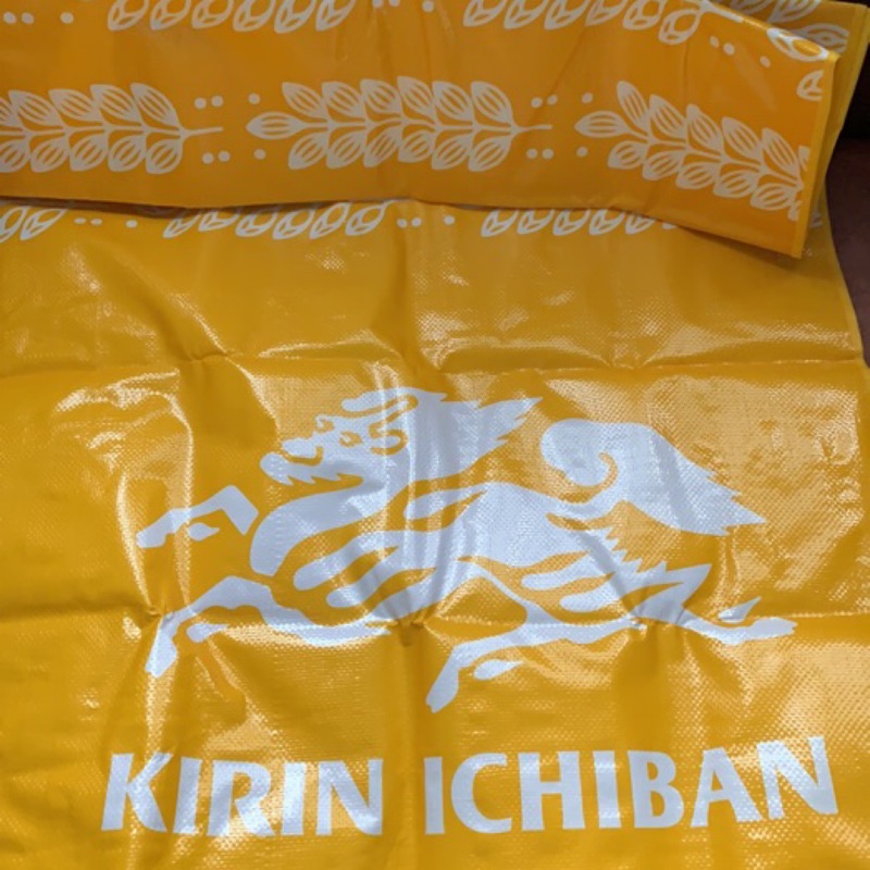 麒麟（KIRIN ICHIBAN)野餐墊. 150x150