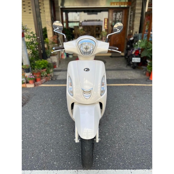 光陽 abs版LIKE125cc 超美經典白，低公里數車美如新，引擎保固一年,可分期可車換車，分期可0元交車